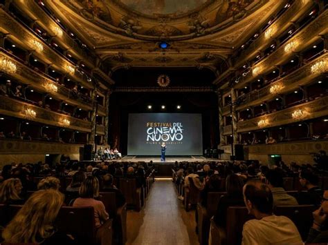 Il Festival Internazionale del Cinema di Manila: Una celebrazione della diversità culturale e una piattaforma per nuovi talenti